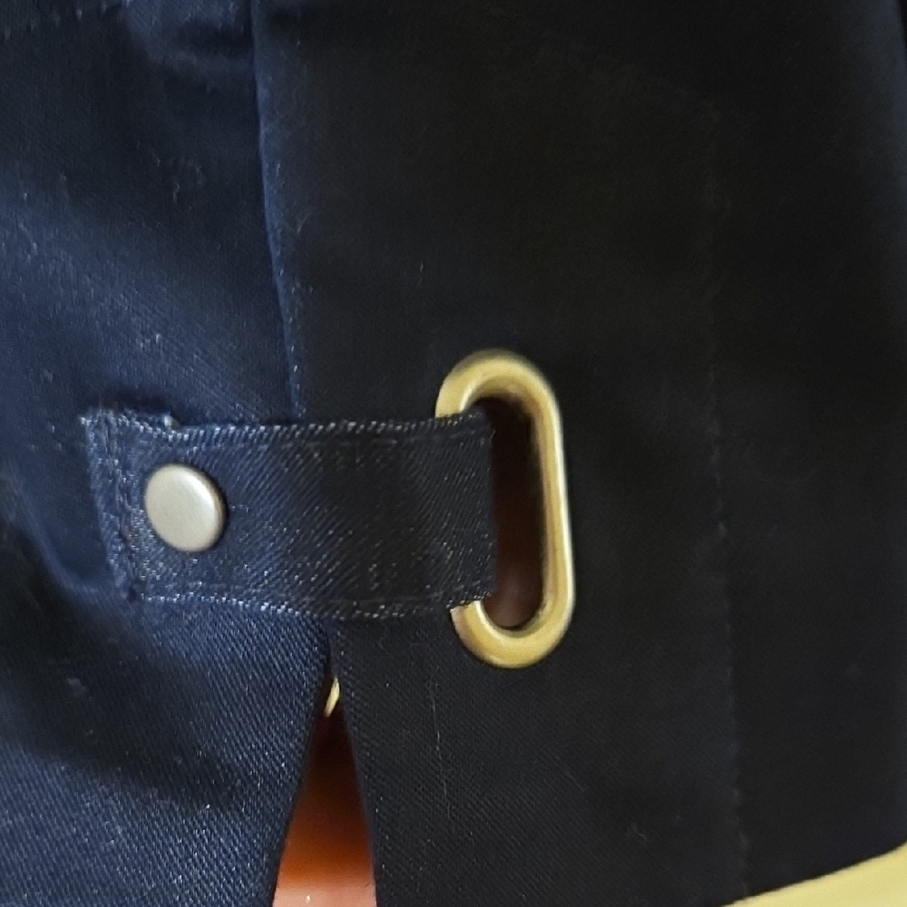 Ruby Rd. Dark Blue Capris - Picture 2 of 6